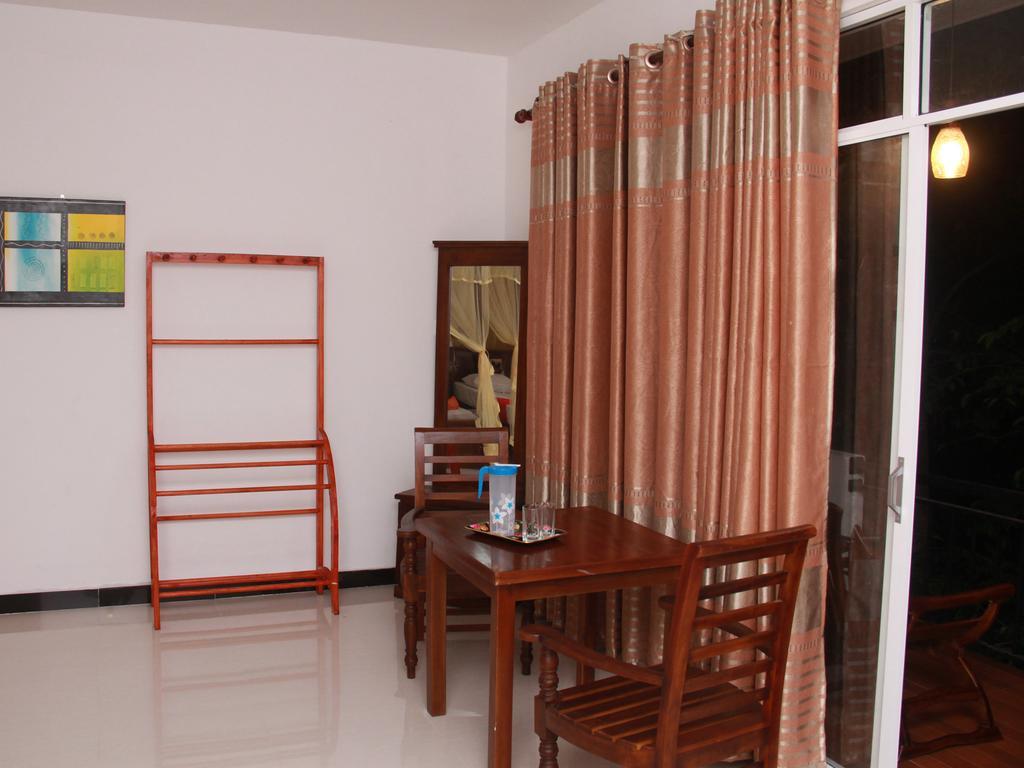 Sun Rest Mirissa Hotel Banduramulla Exterior photo