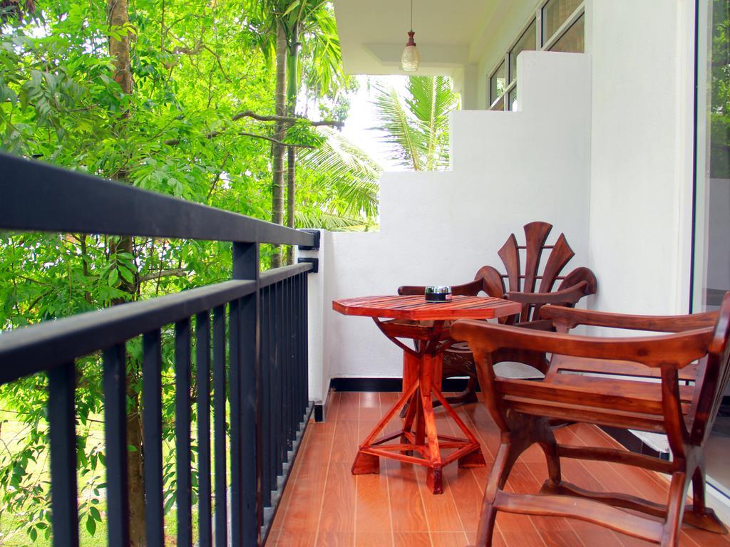 Sun Rest Mirissa Hotel Banduramulla Exterior photo