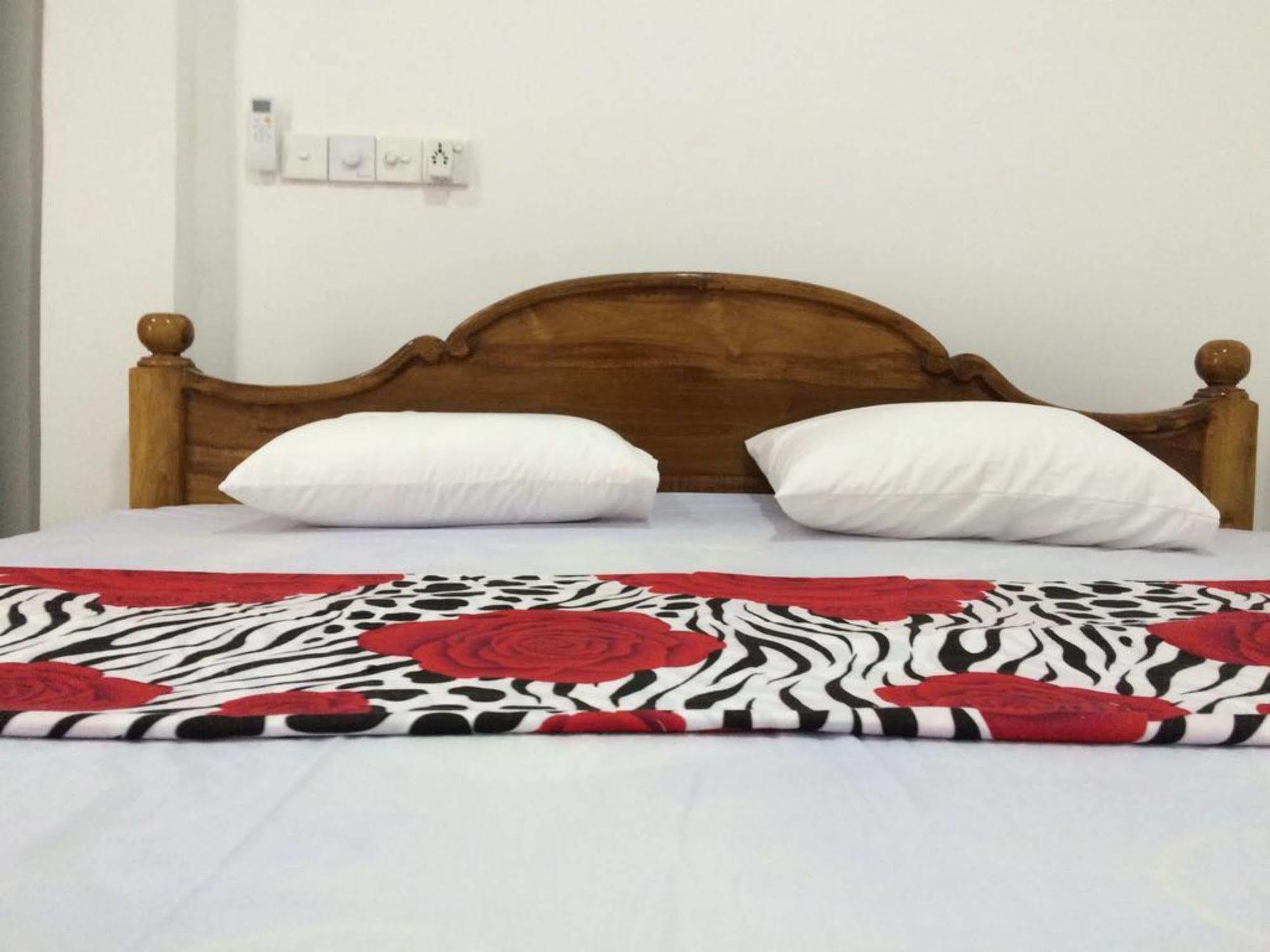 Sun Rest Mirissa Hotel Banduramulla Exterior photo